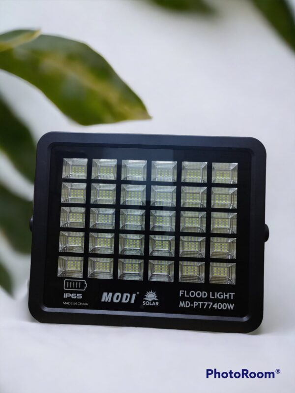 solar flood light 400watts big body - Image 5