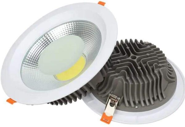 generic LED 110-240 downlighter 15w white and warm white